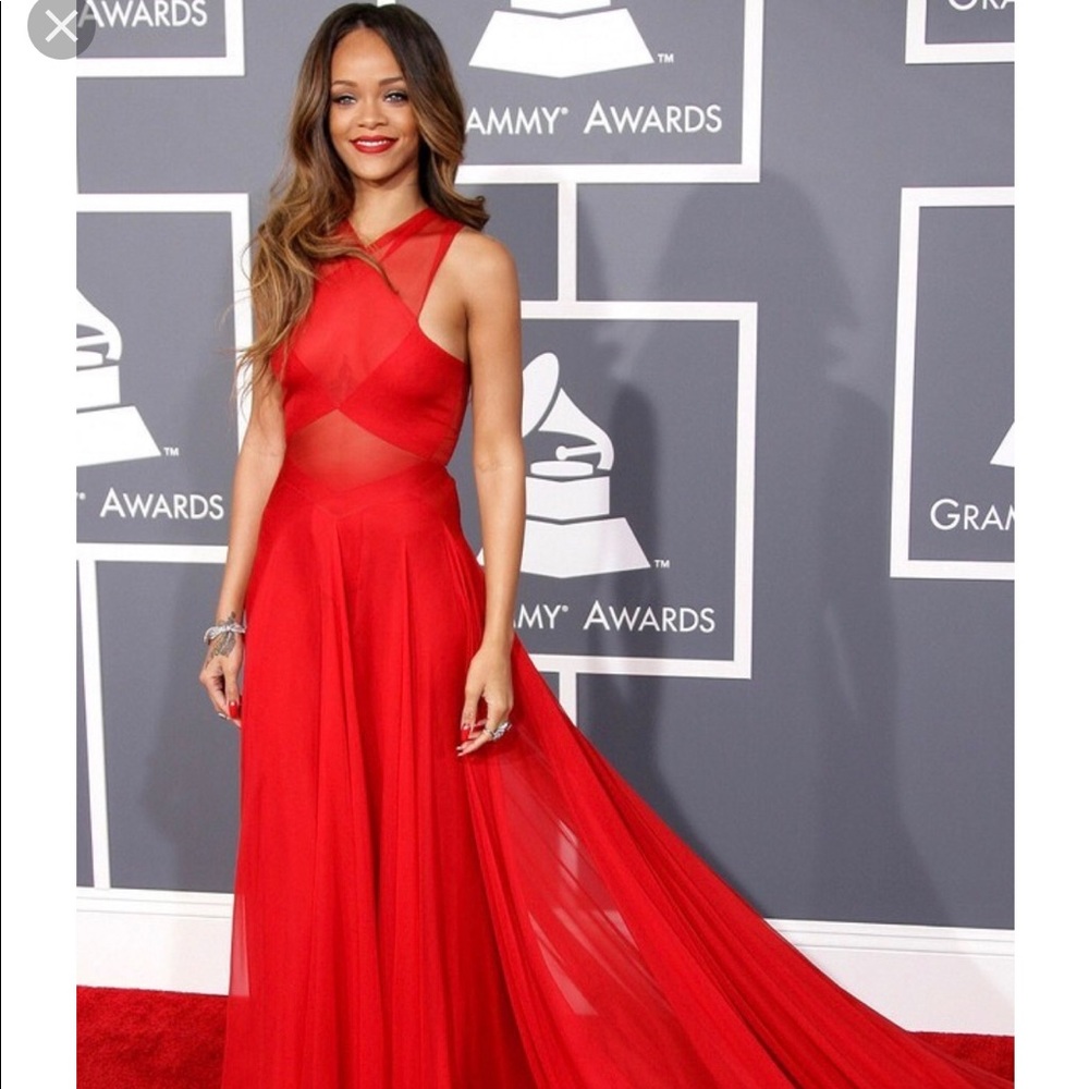 Stunning Red Evening gown